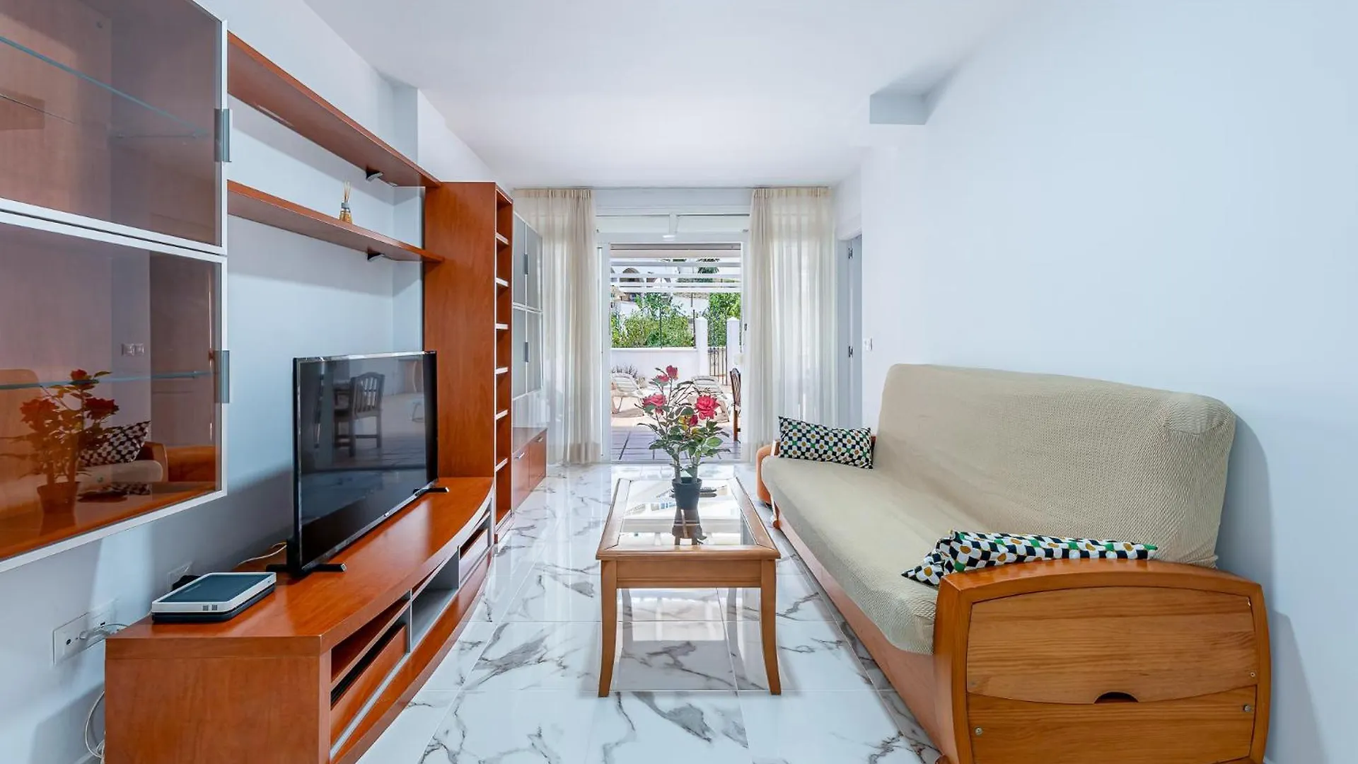 Sweet Home Apartment 贝纳尔马德纳