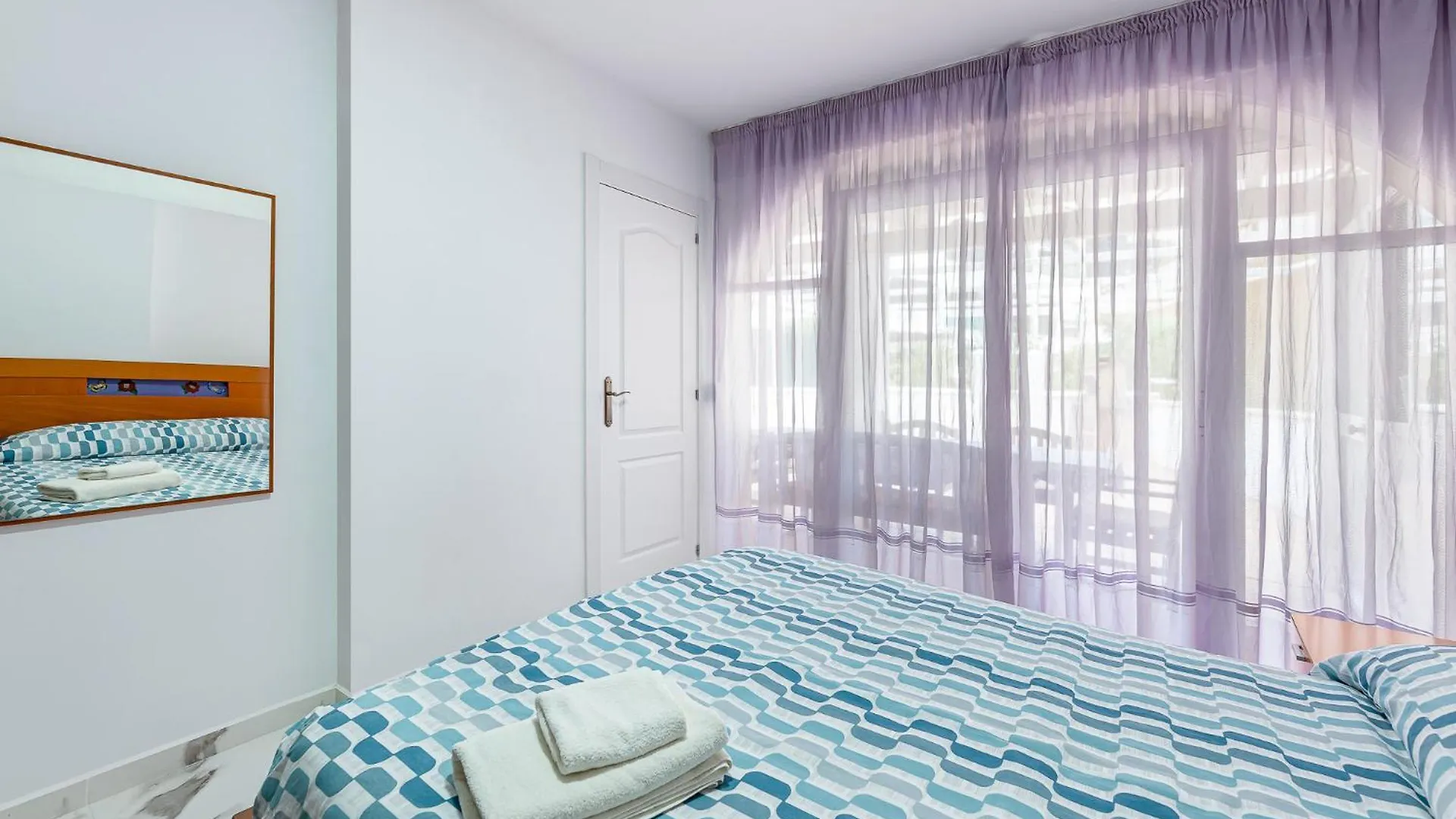 Sweet Home Apartment 贝纳尔马德纳