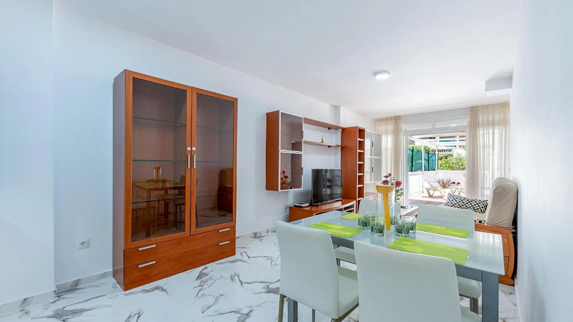 Sweet Home Apartment 贝纳尔马德纳